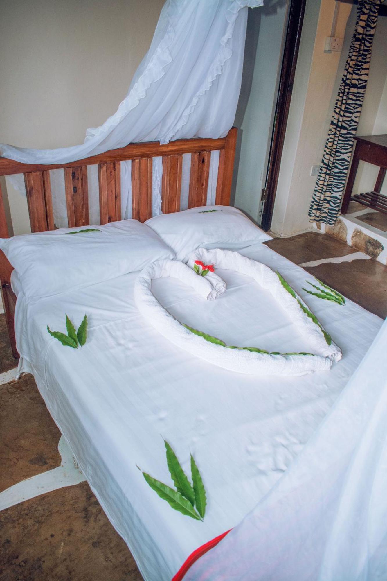 Kijani Cottages In Diani Diani Beach Εξωτερικό φωτογραφία
