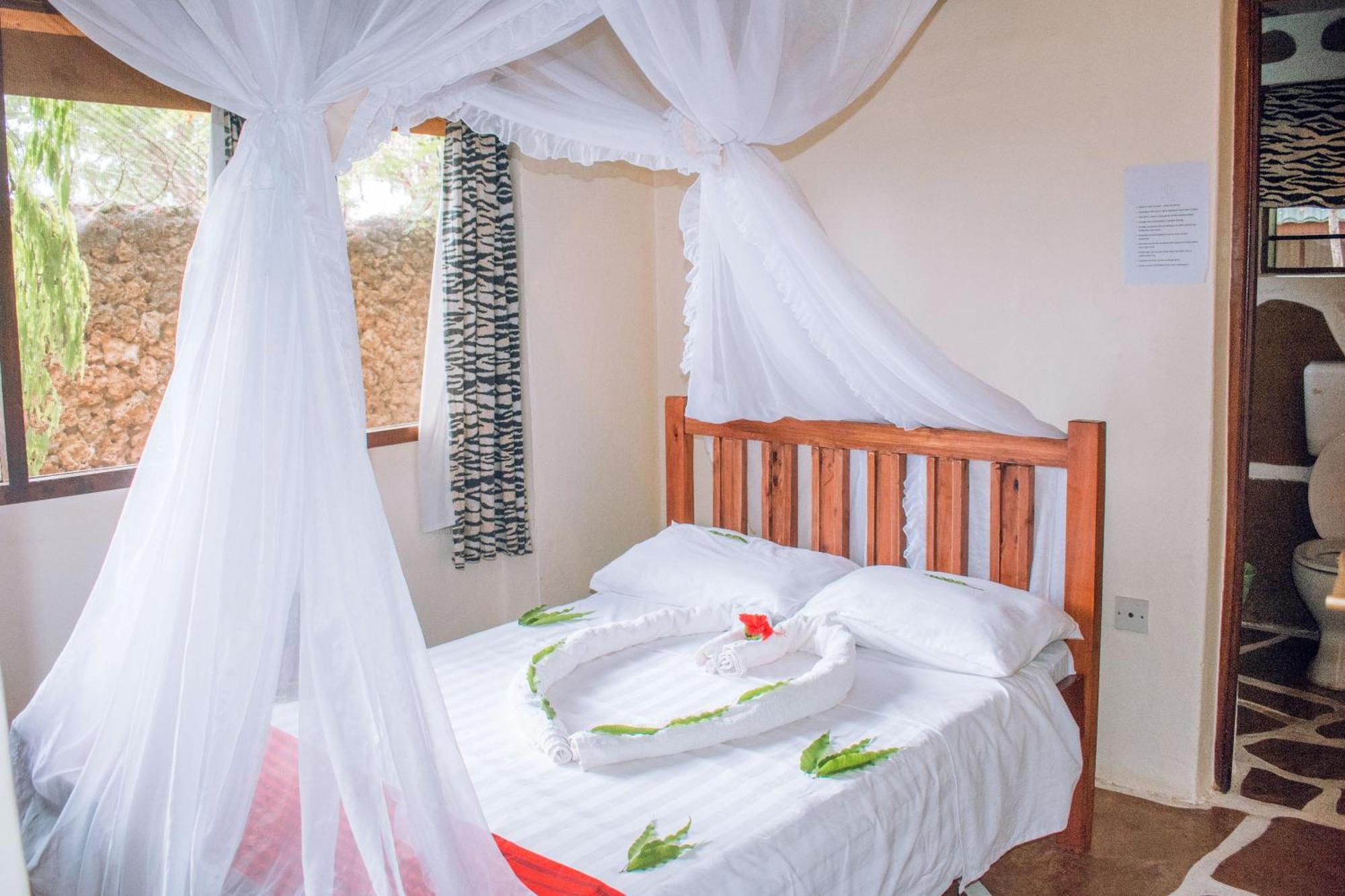 Kijani Cottages In Diani Diani Beach Εξωτερικό φωτογραφία